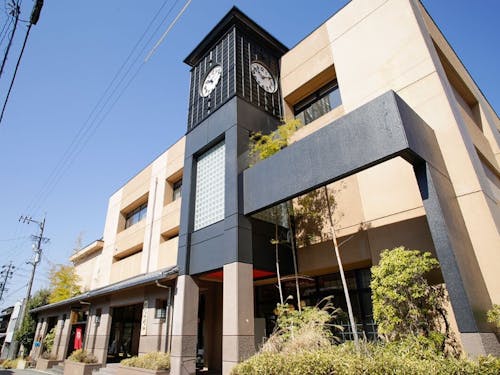 観光チームの活動拠点「しもすわ今昔館おいでや」