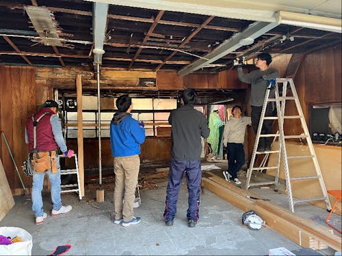 空き家改装の様子