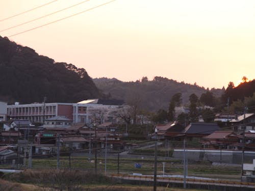 厚保小学校の見える風景