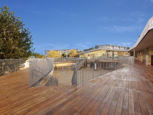 守山市立浮気保育園