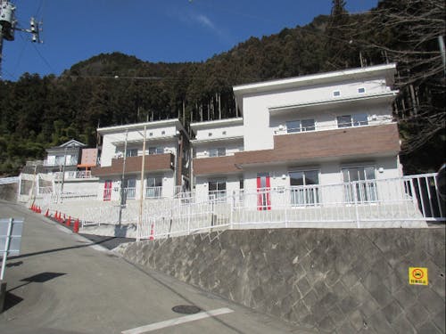 若者・子育て世帯に嬉しい町営若者住宅を見学