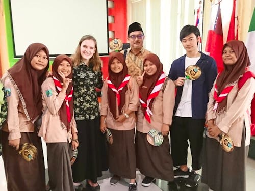 人々の生活がすぐそばにありました。