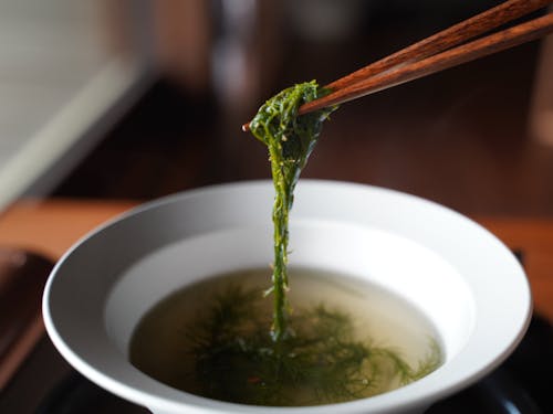 まつもは過熱すると色鮮やかな緑色に