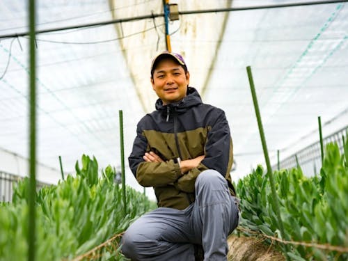 あぶくまカットフラワーグループの廣野さんの元で働きます