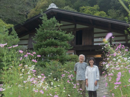 東京から移住して民宿を始めた大瀧さんご夫妻