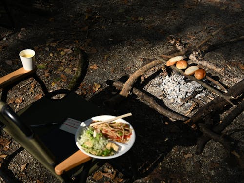 外での食事は一味違います