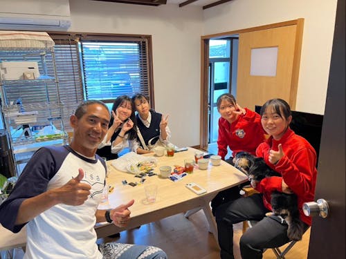 現役隊員の増田さん(左手前)