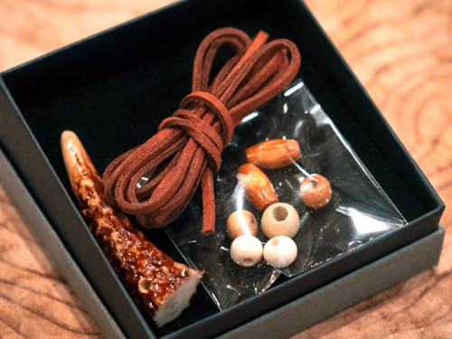 ワークショップ:鹿の角を使ったアクセサリー作り