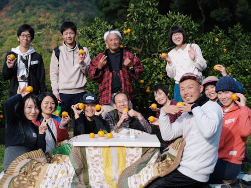 移住体験ツアーの風景