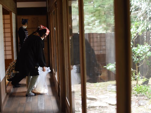 ビニール袋で作る簡単な方法は、お庭(国指定名勝庭園)を愛でながらどうぞ!