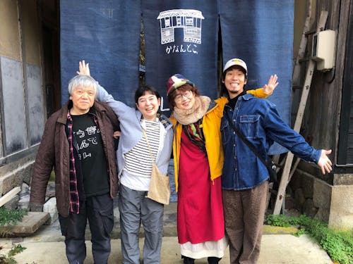 石田さんとアーティスト仲間たち