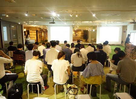 7月24日に渋谷で開催した採用イベント。50代以上4名という登壇者にも関わらず、30名近くの地方移住に関心ある若者が集まってくれました。