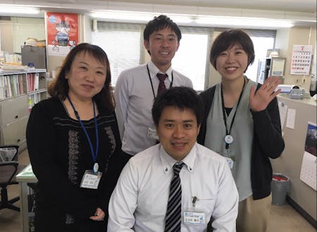 大町市定住促進係のメンバーです!当日は一番右側にいる北澤が対応します