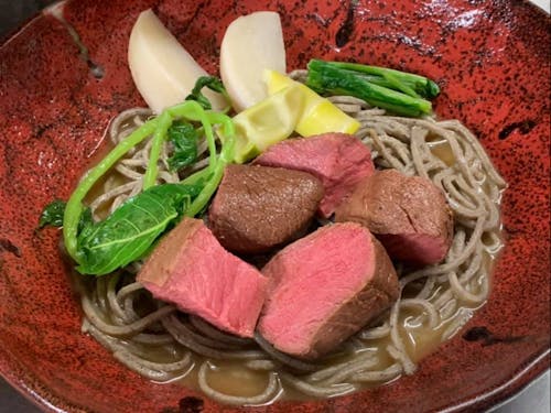 地元料理人のジビエとコラボした鹿南蛮そば