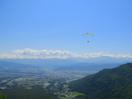 長野県南部にあるふたつのアルプスに囲まれた伊那市
