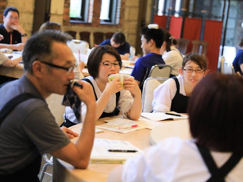 スタッフ同士で話し合い育つ雰囲気づくりを創っています。