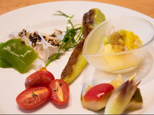 畑が近いから、数時間前に採ってきた!なんてことも。鮮度が抜群に、いい。