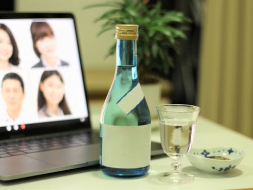 オンラインで開催!軽く飲みながらの参加もOK