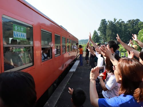 住まいは違えど、想いは同じ。次会う時も「ただいま」「おかえり」から始まります。