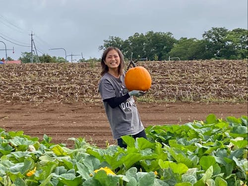 ニセコ町の協力隊の半数は女性です