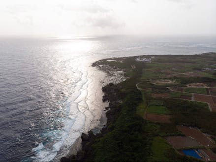 沖縄本島の南端に位置する糸満の海岸線