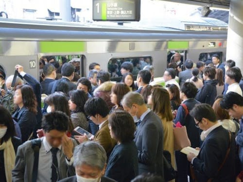 毎日のオフィスへの出勤。。。