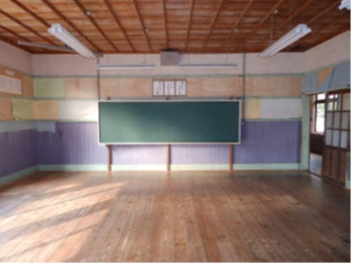 かつて学校だった雰囲気も保ちながら新しいチャレンジの空間に(整備前)