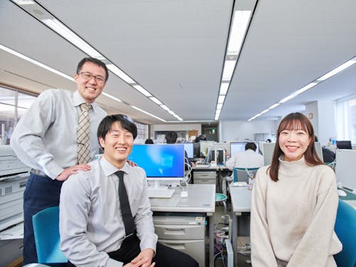 活動拠点は市役所竹野支所。移住後の暮らしの相談にものります!