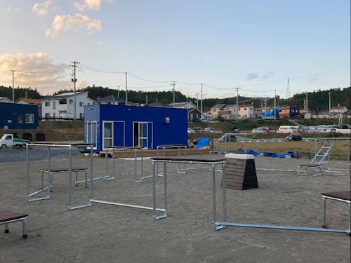 子どもたちが自由に遊べるパルクール広場