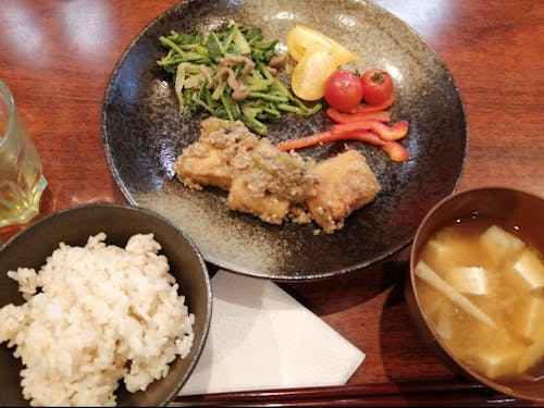 音水小屋では、自家製野菜をたっぷり使ったランチが人気