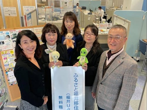 ベテラン相談員が相談対応 オンライン相談も実施中