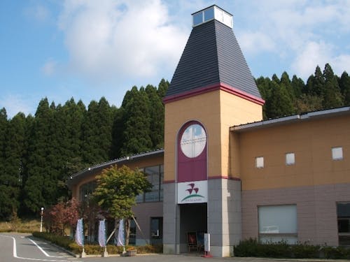 五ヶ瀬町産ブドウ100%のワイン醸造所「五ヶ瀬ワイナリー」