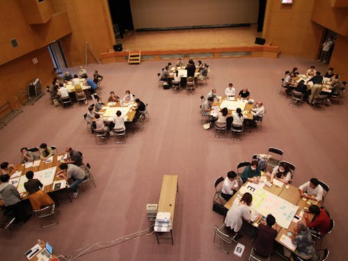 町民の方とのワークショップの様子。町民が主役となるまちづくりを目指していきます！