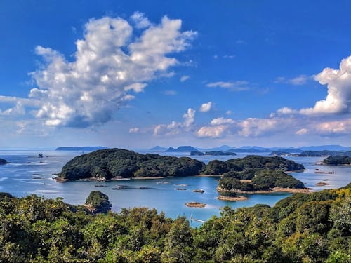 絶景の多島美が楽しめる佐世保市の九十九島