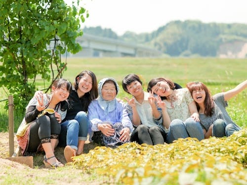 大自然の中で地域の方と交流