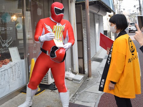 南国市のご当地ヒーロー ごめん戦隊 ゴメンジャー!!