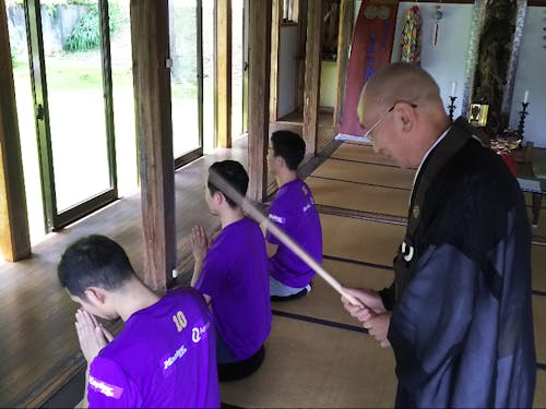 地元のお寺で座禅体験