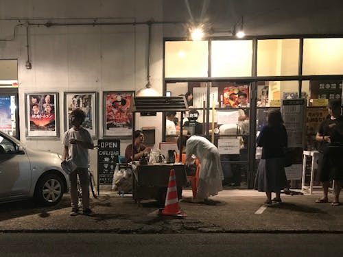 26日(水)は、映画館を利用した新しい場「豊岡劇場」から!