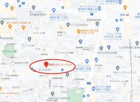 店舗は宮崎駅近くで周辺は公的機関や飲食店などに囲まれている。