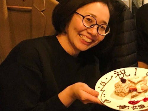 愛南町協力隊の関根麻里さん(1年目)。食を通じた観光振興と特産品PRが活動のメイン。