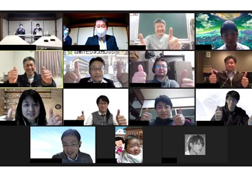 昨年度の参加者の様子です！記念写真☆