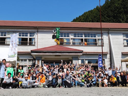 真庭の仲間たちが集まるマルシェイベント「やまびこマーケット」