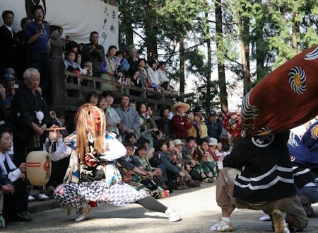 100以上の集落で継承される伝統芸能「鬼太鼓」