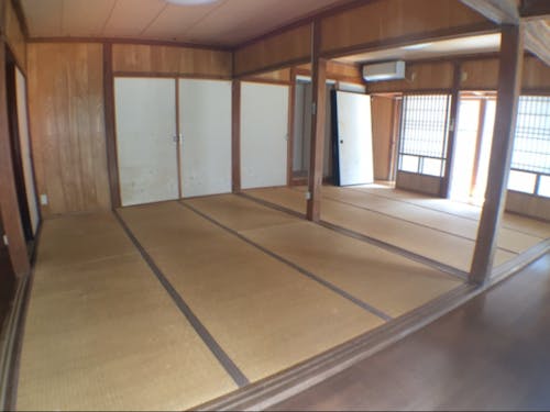 物件② 大の字でお昼寝したくなる物件です。